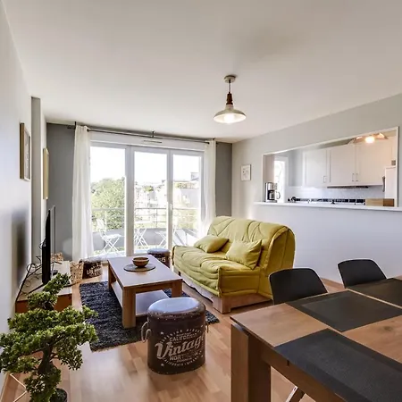 Appartement Chic Apart With Parking And Balcony *