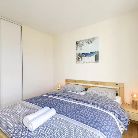 Chic Apart With Parking And Balcony Appartement *